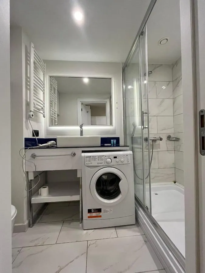 Aparthotel In Orbi City Batumi