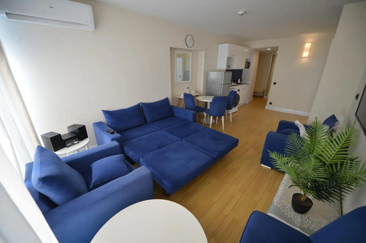 Aparthotel In Orbi City Batumi 5*,