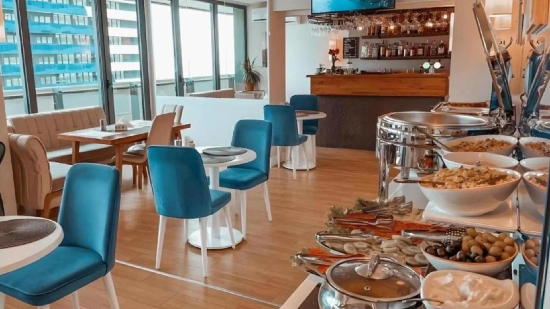 Aparthotel In Orbi City Batumi 5*,